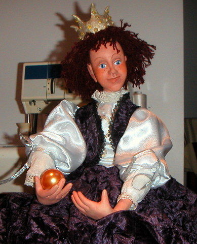 ... �s miut�n a b�ka visszacs�kolt �s kir�lyfiv� ? v�ltozott